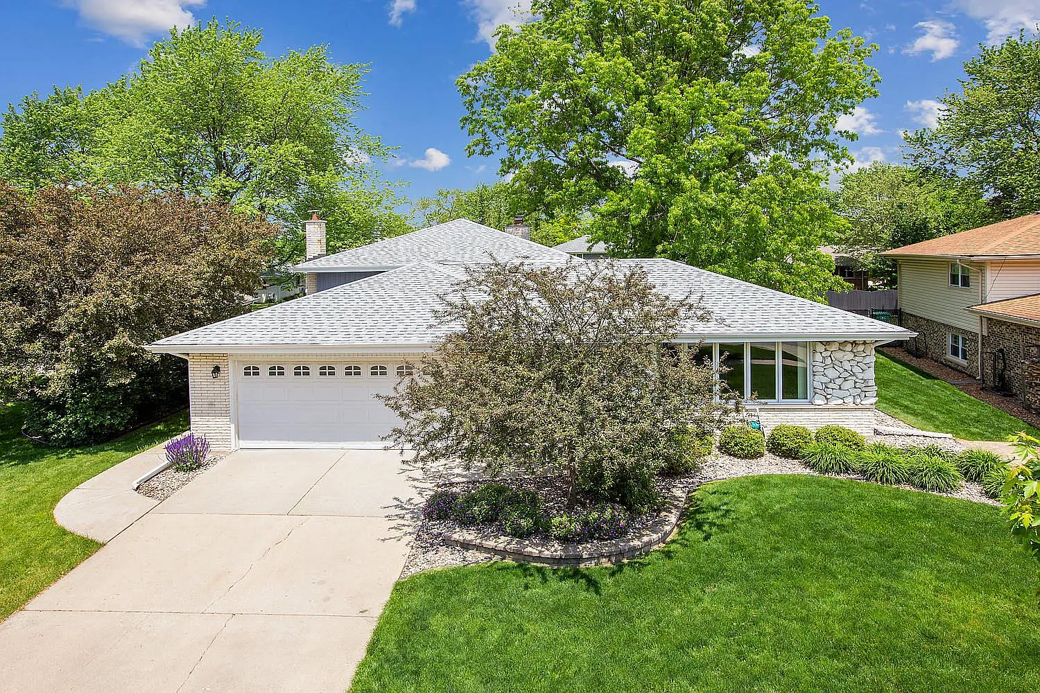 7750 Wheeler Dr photo 1