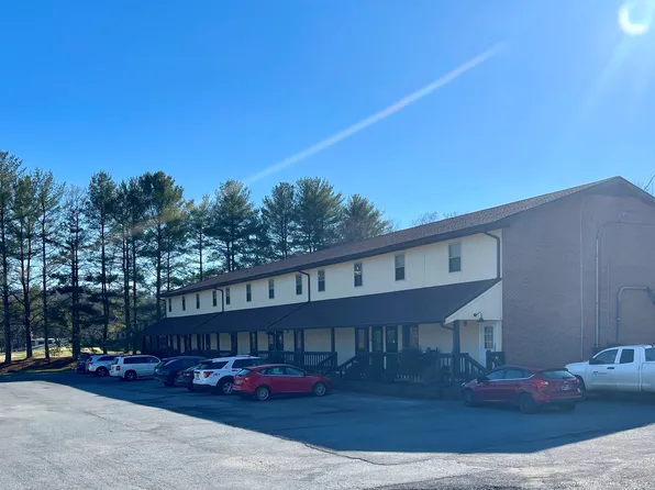 1021 Fall Creek Rd, Kingsport, TN 37664