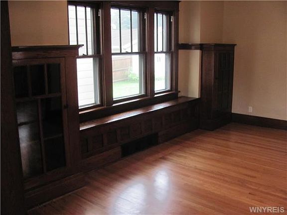 5th image of 1 N Park Ave
