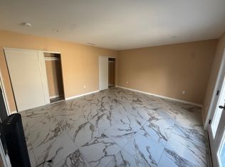 7642 Etiwanda Ave, Reseda, CA 91335