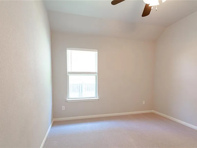 8238 Arezzo Dr — Photo 16
