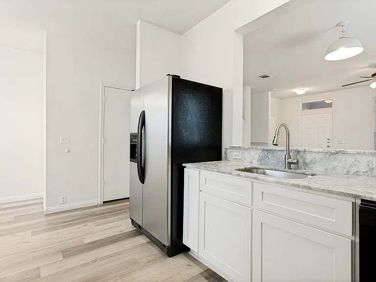 2609 Van Buren Dr #0 — Photo 9