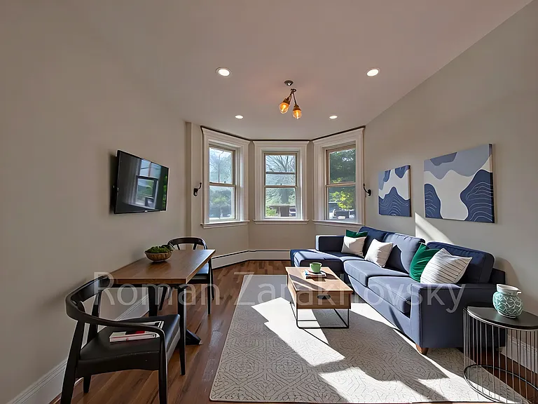 1842 Commonwealth Ave #4 — Photo 4