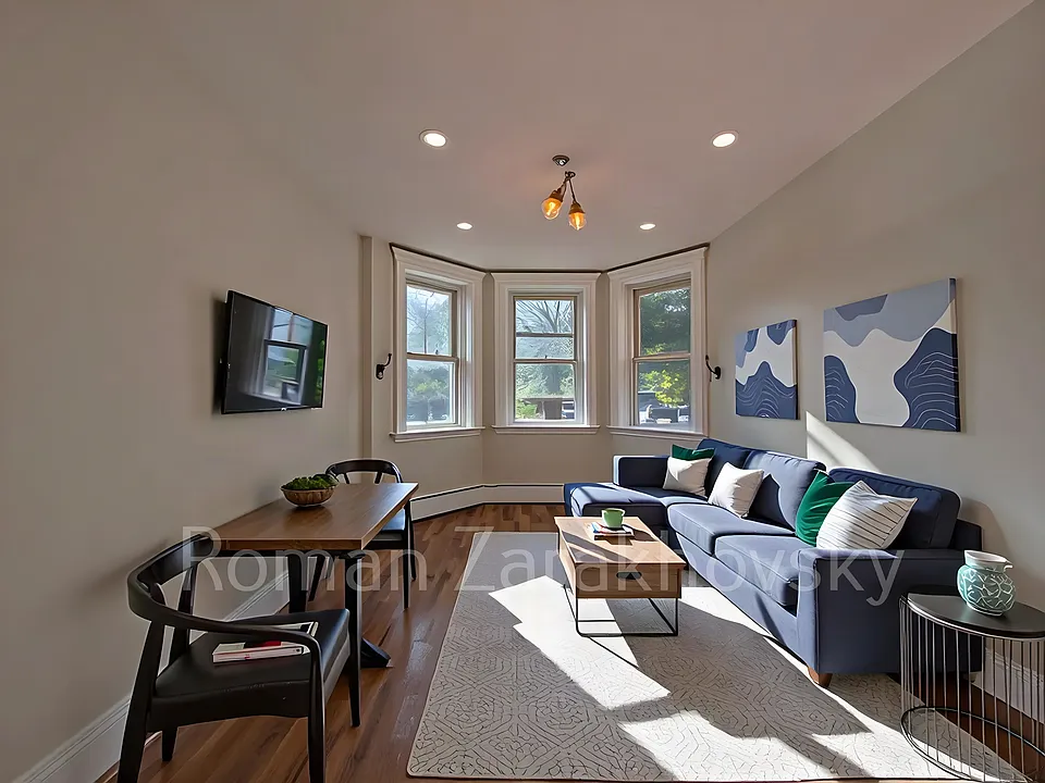 1842 Commonwealth Ave #4
