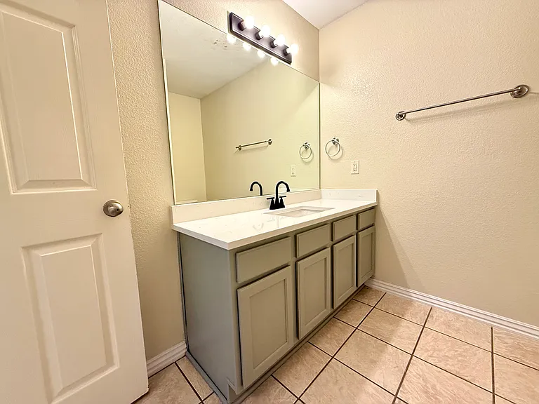 3307 SW Carriageway Ave — Photo 18
