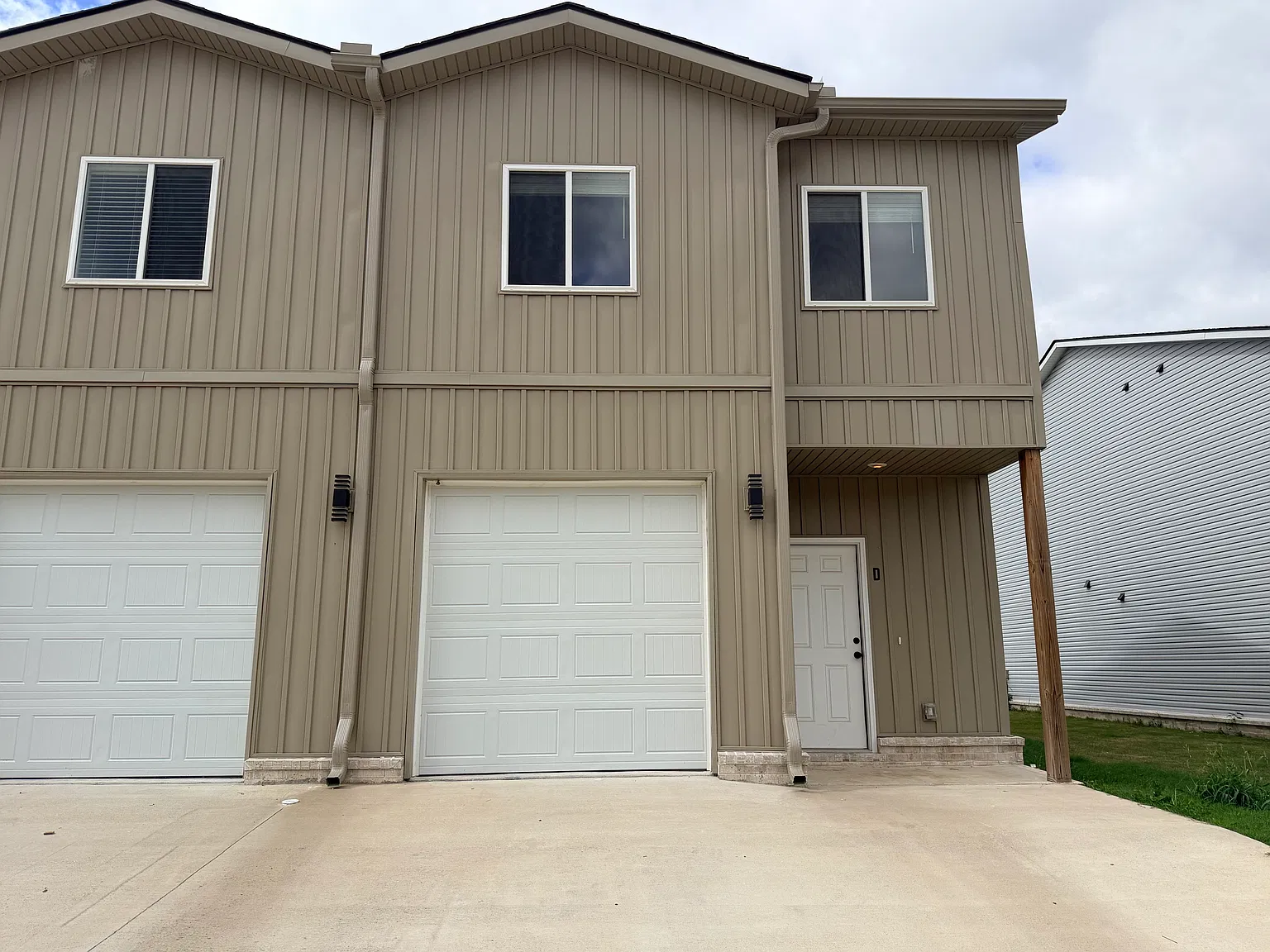 4 bed, 2.5 bath, 1781 sqft, $1,500 — Photo 2