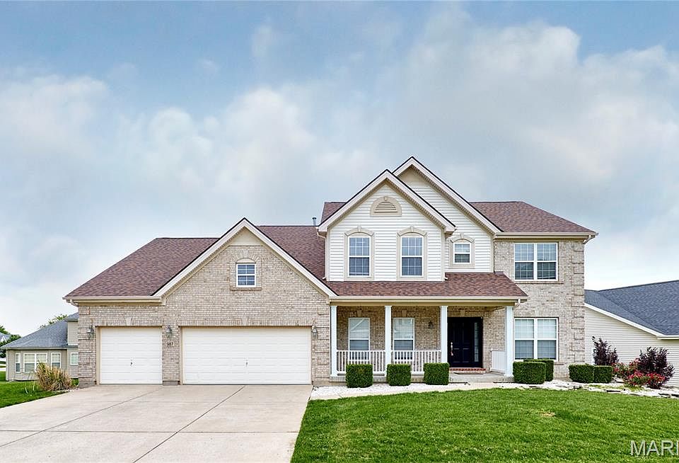 1st image of 987 Bentley Park Cir