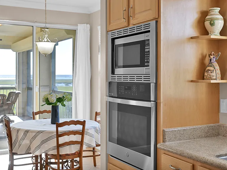 305 S Ocean Grande Dr #304 — Photo 20