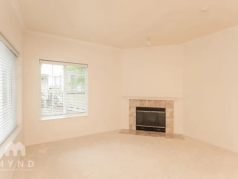 10909 Avondale Rd NE #O-159 — Photo 5