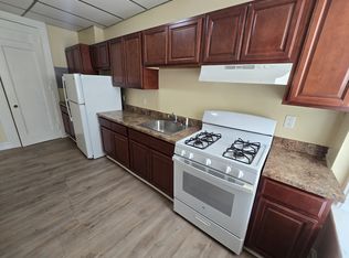 1524 Chapel St #403, New Haven, CT 06511
