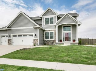 320 SE Legacy Pointe Blvd, Waukee, IA 50263