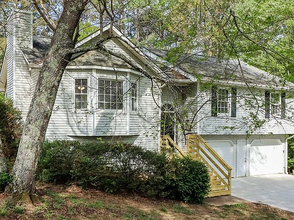 4th image of 2739 Old Mill Pl