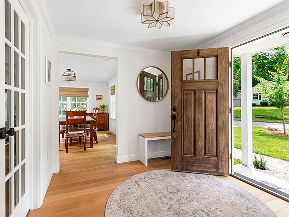 4th image of 22 Homestead Rd