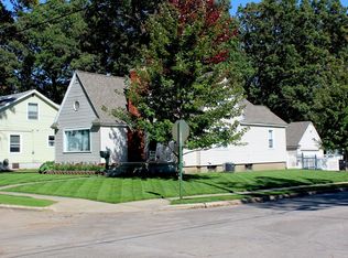 2632 Forest Grove Ave SW, Wyoming, MI 49519