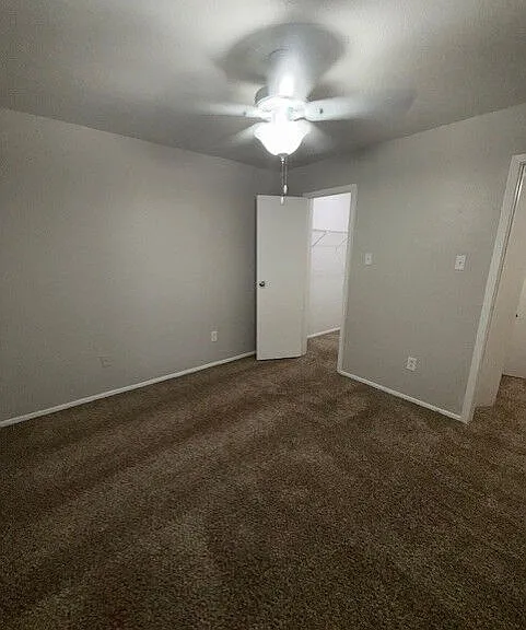 Porterwood Apartments — Photo 20