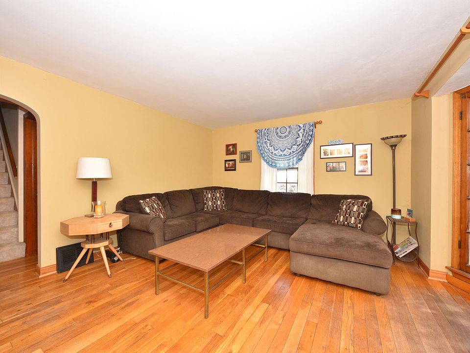1st image of 10824 W Fiebrantz Ave