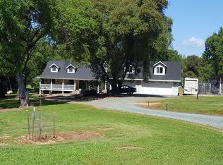 10385 White Oak Rd, Plymouth, CA 95669