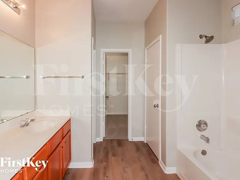 11319 Sandermeyer Dr — Photo 13