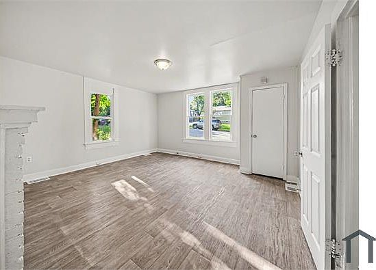 4th image of 2709 30th St W