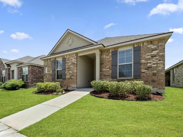 1215 Meridian Dr, Baton Rouge, LA 70820