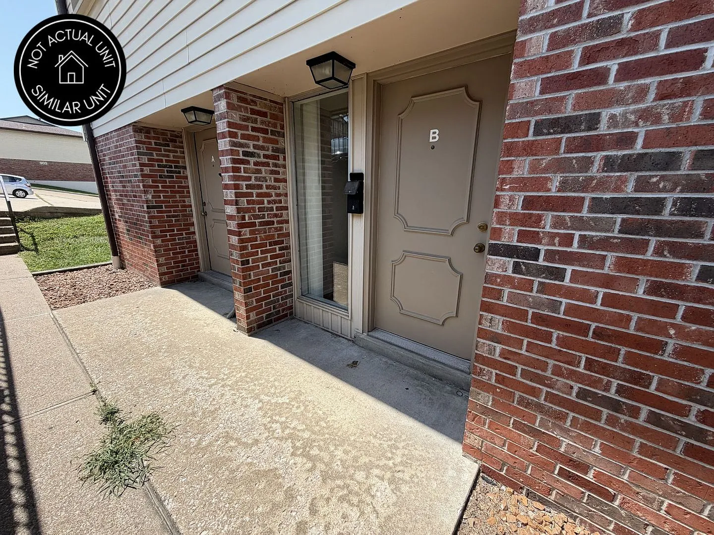Spacious Three Story Townhome with Private Pool, Playground & Pavilion — Photo 4