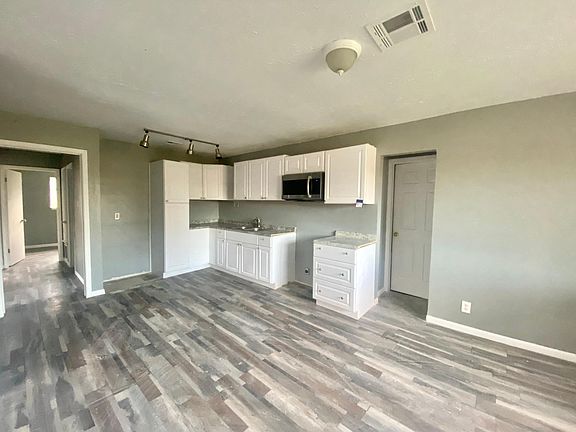 4th image of 11723 Mallard Dr