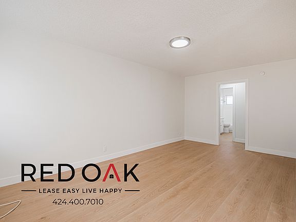 5th image of 118 E Ivy Ave APT 2