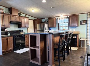 58073 Wisteria Way, New Haven, MI