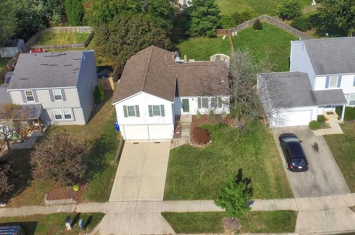 1846 Maroon Dr — Photo 1