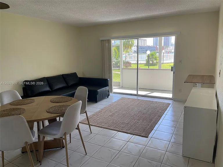 450 Golden Isles Dr #1H — Photo 12
