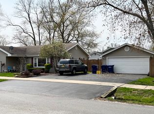 6900 W 112th Pl, Worth, IL