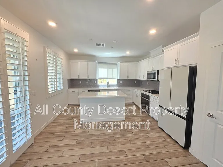 73533 Granita Dr — Photo 9