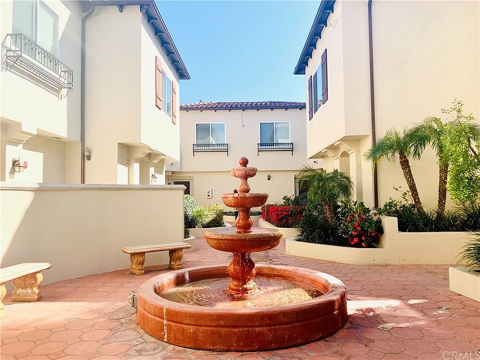 1st image of 5753 N White Oak Ave #7