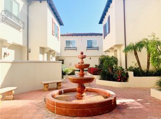 5753 N White Oak Ave #7, Encino, CA 91316