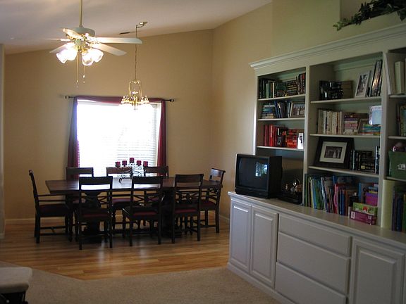 Formal Dining / Living