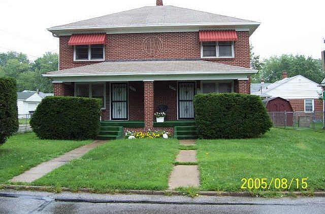 1st image of 3725 N Clifton St