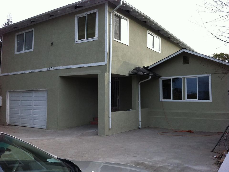 1st image of 1208 Bay Rd