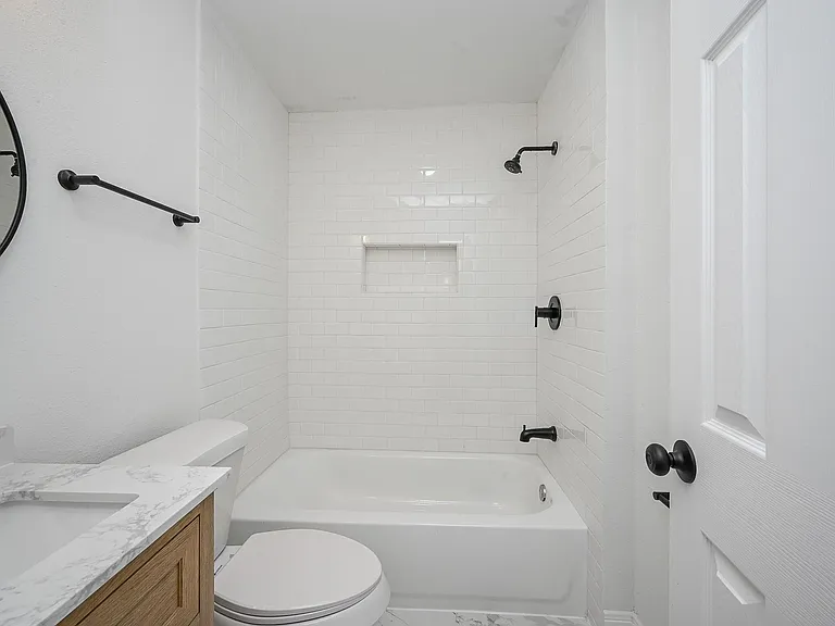 4710 Hershe St — Photo 19