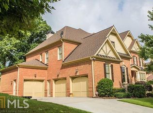 2321 Walkers Glen Ln, Buford, GA 30519