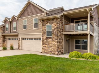 1104 Cheyenne Dr, Nevada, IA 50201