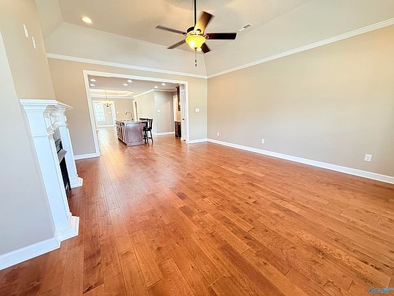 2nd image of 4117 Clydesdale Way