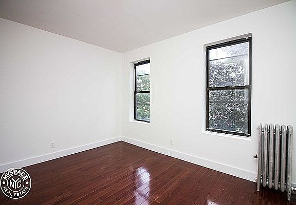 5th image of 216 Macon St #37