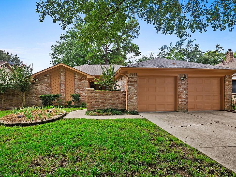 1st image of 25907 Long Hill Ln