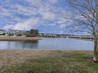 6968 Roundleaf Dr, Jacksonville, FL 32258