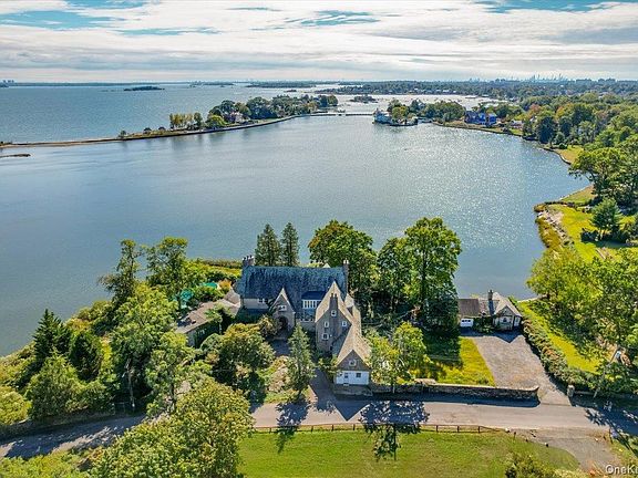 2nd image of 1 Pryer Manor Road