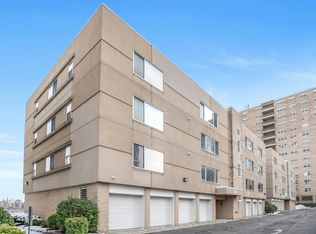 7420 Boulevard East APT 2B, North Bergen, NJ