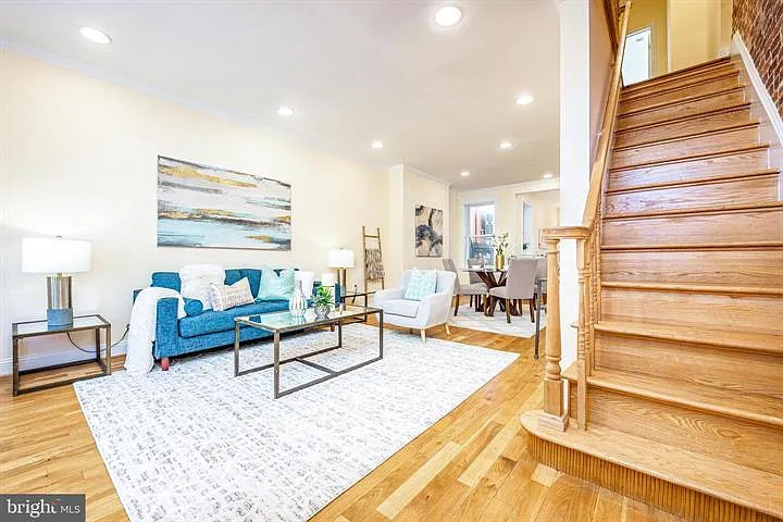 1439 G St NE — Photo 7