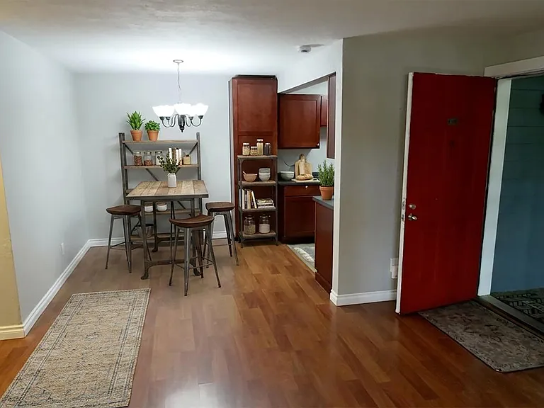 16817 Larch Way E #E105 — Photo 7