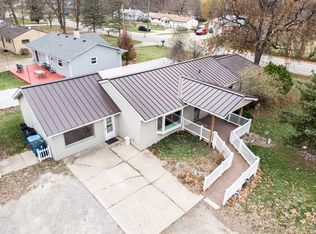 11472 Davis Rd, Fenton, MI 48430