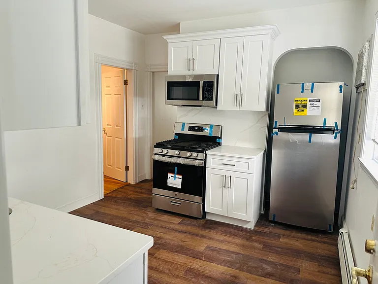 46 Hunting St #1 — Photo 4